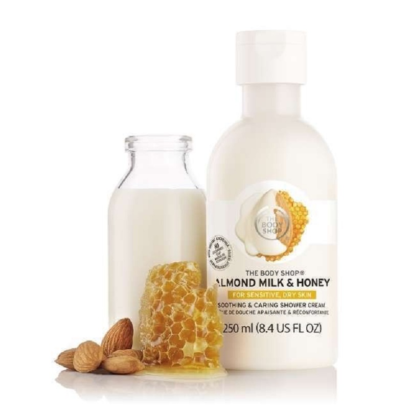The body shop Almond Milk & Honey Soothing & Restoring
